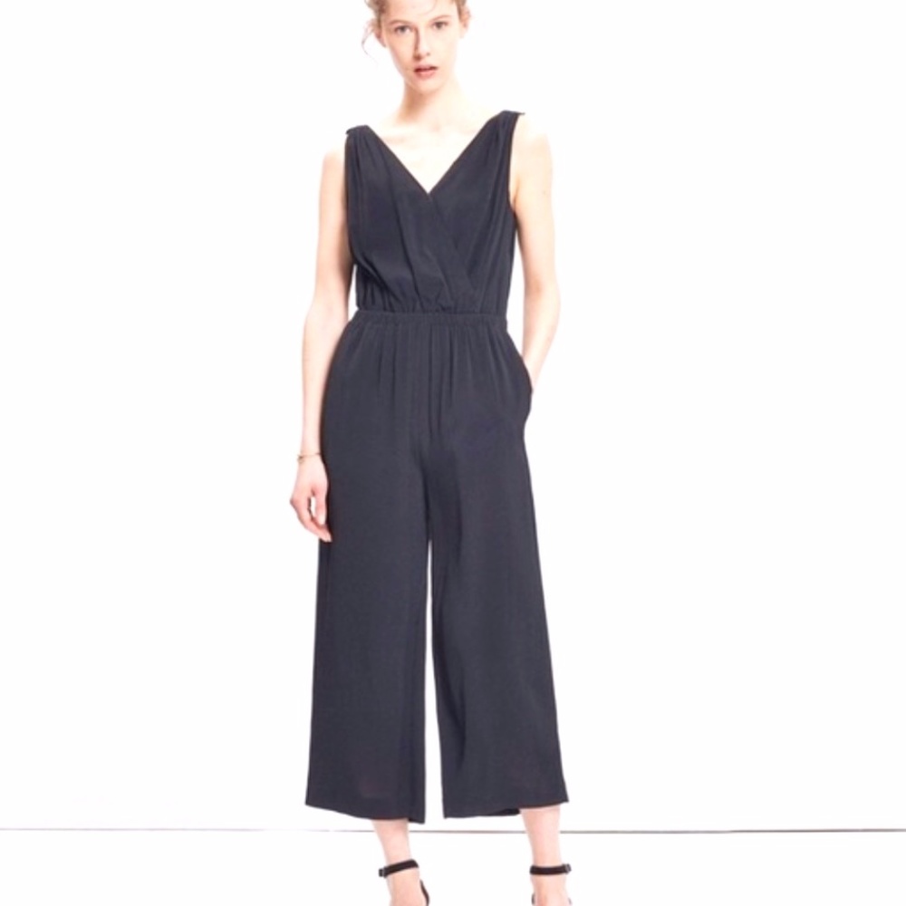 Madewell | V-Back Wide Leg Capri Jumpsuit in Black